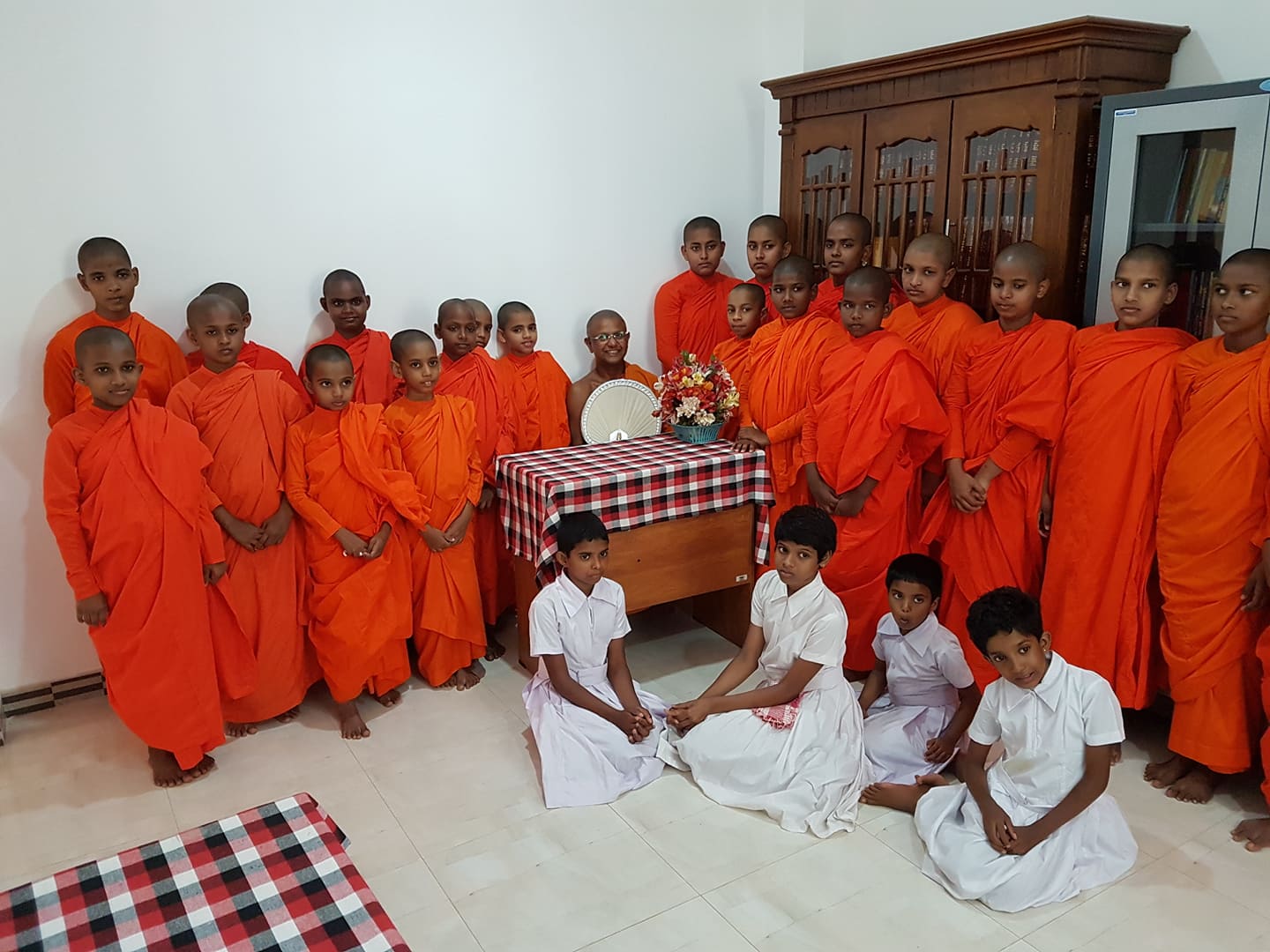 EINWEIHUNGSFEIER_DER_NONNENSCHULE_IN_GAMPOLA_F